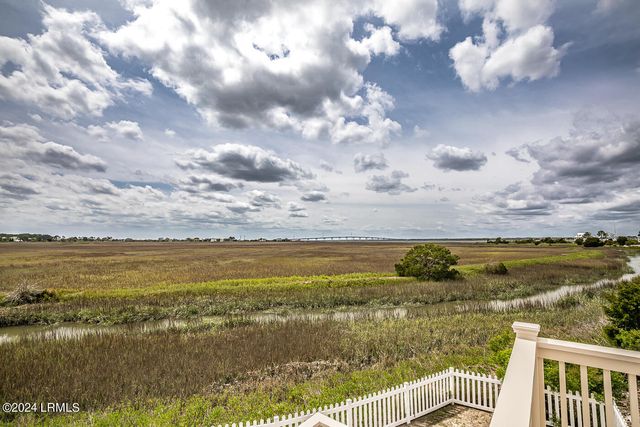 11 Windjammer Lane, Harbor Island, SC 29920