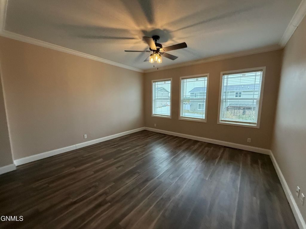 3514 10th Avenue NE, Watford City, ND 58854 photo 4