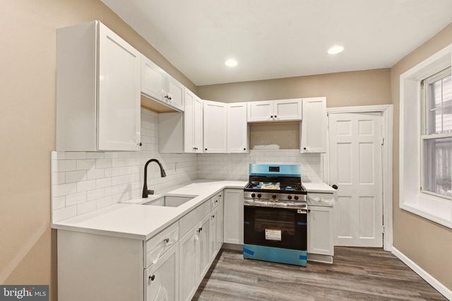 709 CEDAR ST, Camden, NJ 08102