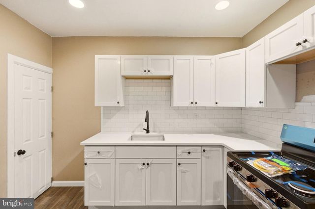 709 CEDAR ST, Camden, NJ 08102