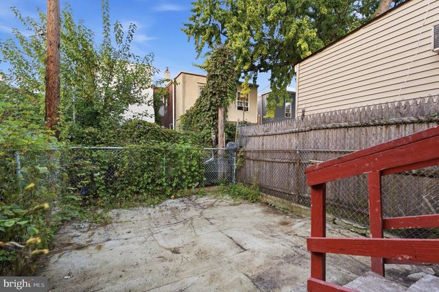 709 CEDAR ST, Camden, NJ 08102