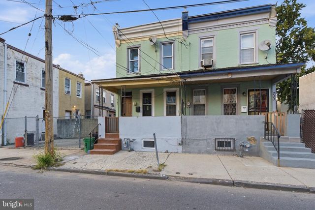709 CEDAR ST, Camden, NJ 08102