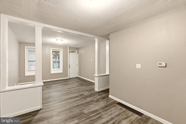 709 CEDAR ST, Camden, NJ 08102