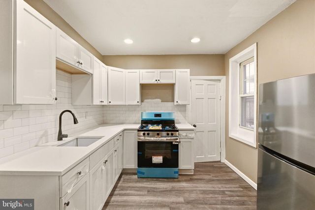 709 CEDAR ST, Camden, NJ 08102