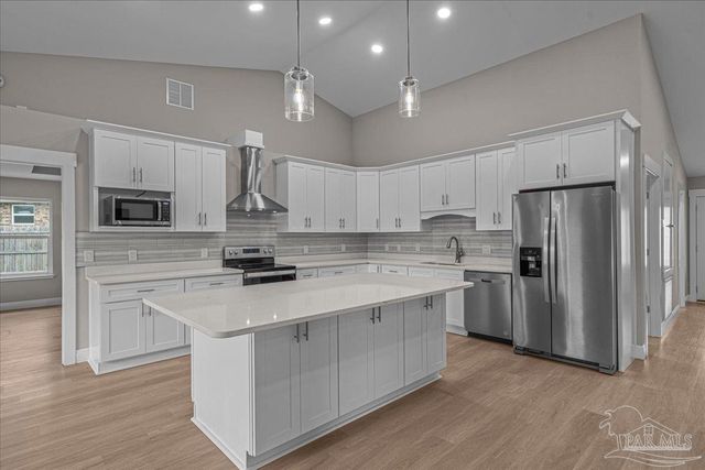 8709 Lamont Rd, Pensacola, FL 32526