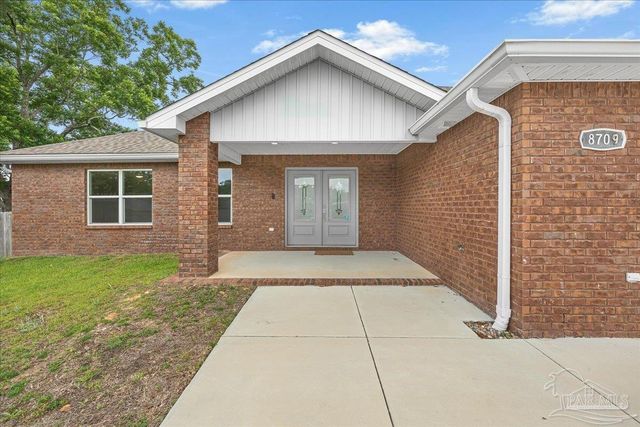 8709 Lamont Rd, Pensacola, FL 32526