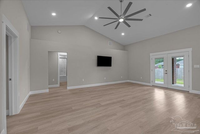 8709 Lamont Rd, Pensacola, FL 32526