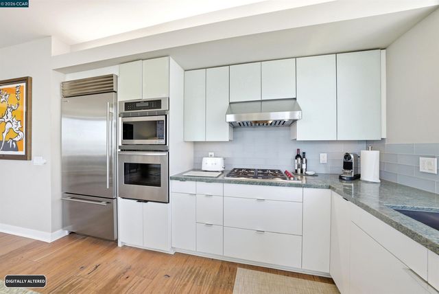 501 Beale St 8D, San Francisco, CA 94105