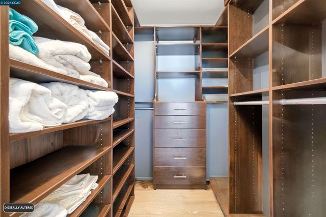 501 Beale St 8D, San Francisco, CA 94105