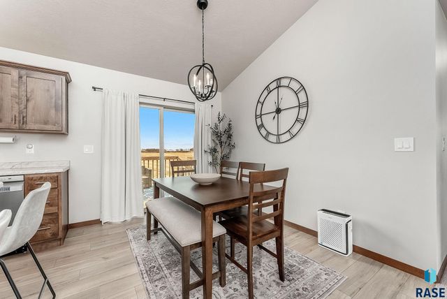 9400 W Colton St, Sioux Falls, SD 57106