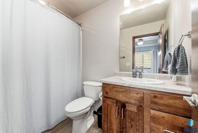 9400 W Colton St, Sioux Falls, SD 57106