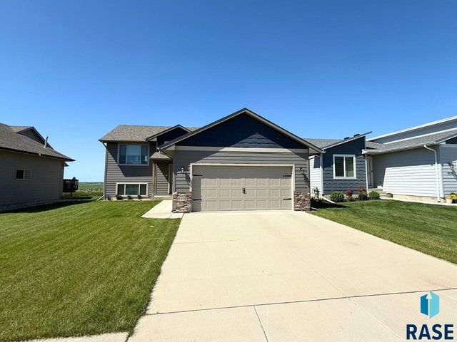 9400 W Colton St, Sioux Falls, SD 57106