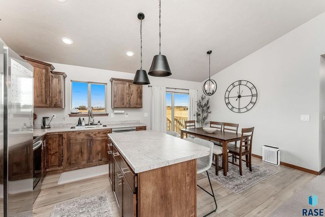 9400 W Colton St, Sioux Falls, SD 57106