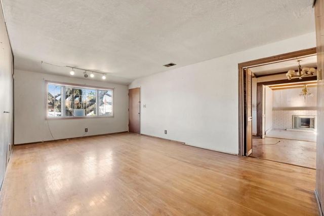 2736 Twin Oaks Lane, San Jose, CA 95127