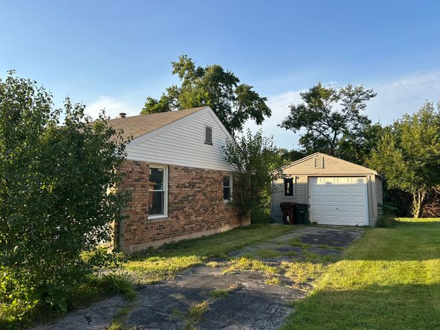 62 Sauk Trail, Park Forest, IL 60466