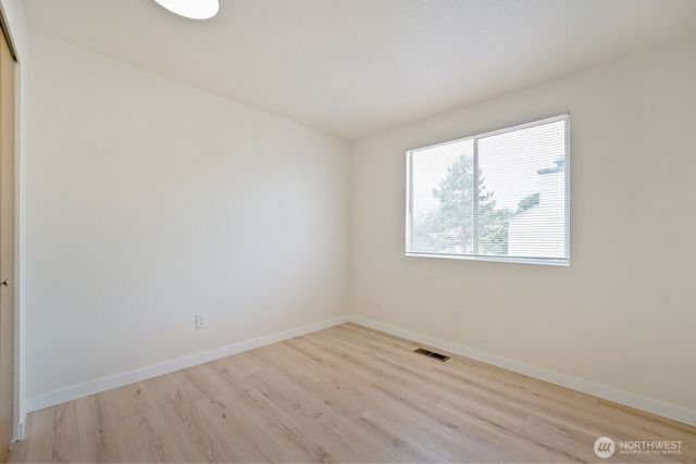 35403 12th Avenue SW, Federal Way, WA 98023