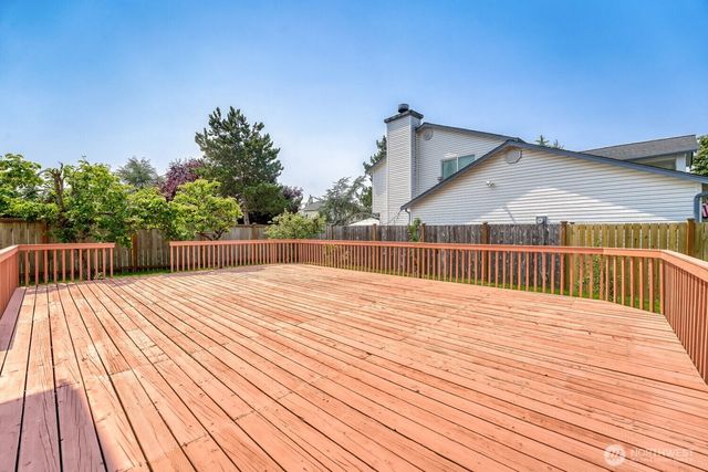 35403 12th Avenue SW, Federal Way, WA 98023