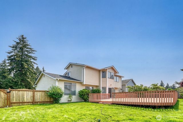 35403 12th Avenue SW, Federal Way, WA 98023