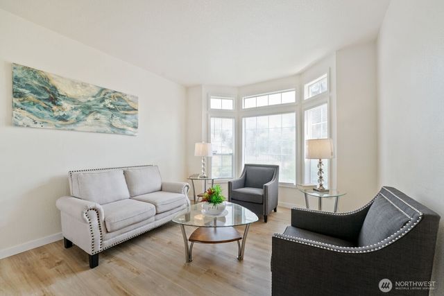 35403 12th Avenue SW, Federal Way, WA 98023