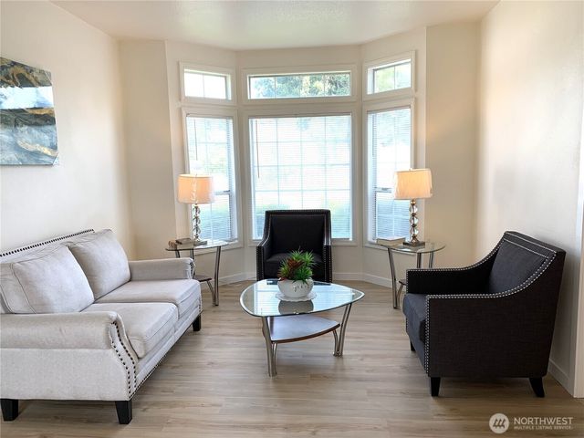 35403 12th Avenue SW, Federal Way, WA 98023