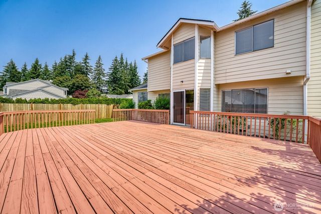 35403 12th Avenue SW, Federal Way, WA 98023