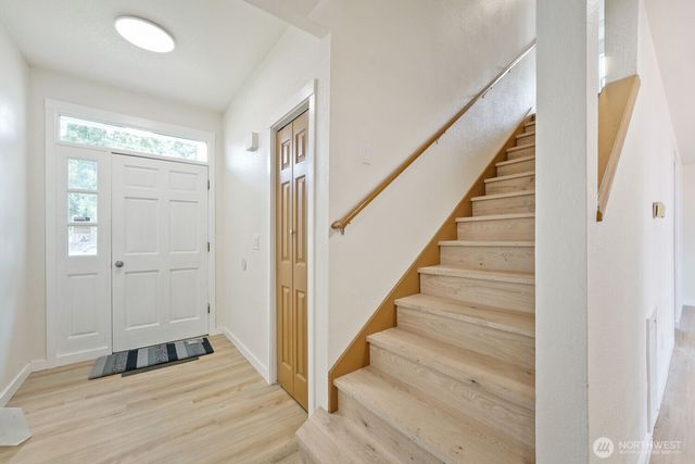 35403 12th Avenue SW, Federal Way, WA 98023
