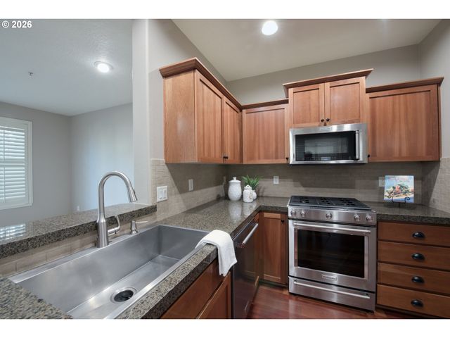 4835 Nw BLANDY Ter, Portland, OR 97229
