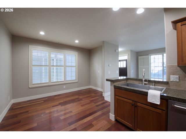 4835 Nw BLANDY Ter, Portland, OR 97229