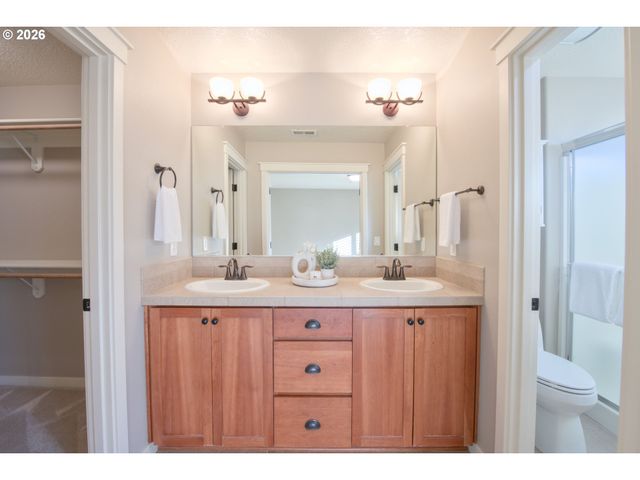 4835 Nw BLANDY Ter, Portland, OR 97229