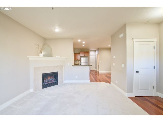 4835 Nw BLANDY Ter, Portland, OR 97229
