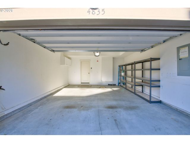 4835 Nw BLANDY Ter, Portland, OR 97229