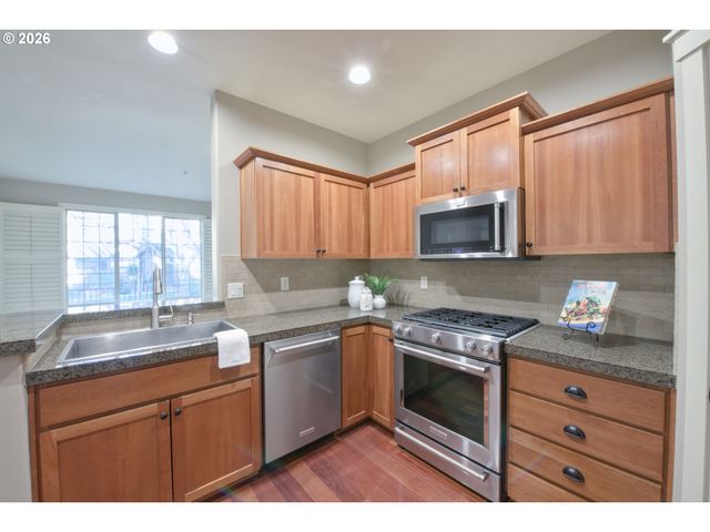 4835 Nw BLANDY Ter, Portland, OR 97229