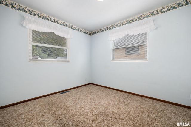 411 MANOR Street, Pekin, IL 61554