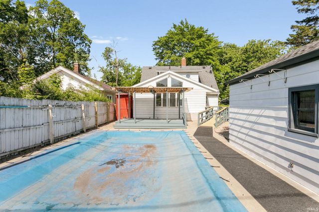 624 S 29th Street, South Bend, IN 46615