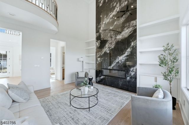 30 Grand Ter, Livingston Twp., NJ 07039