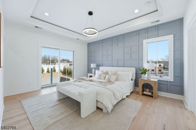 30 Grand Ter, Livingston Twp., NJ 07039