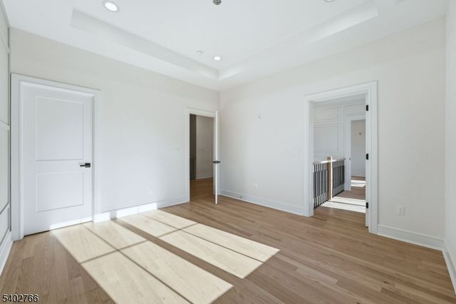 30 Grand Ter, Livingston Twp., NJ 07039