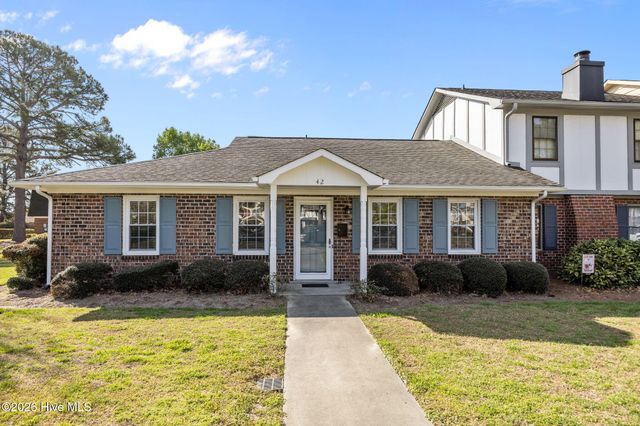 42 Barnes Street, Greenville, NC 27858