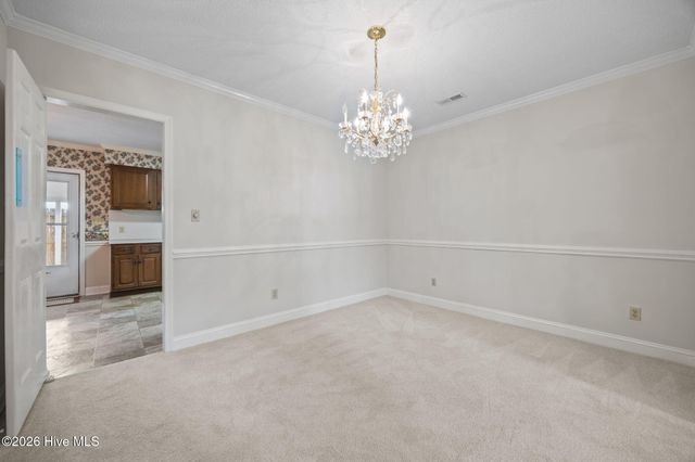 42 Barnes Street, Greenville, NC 27858