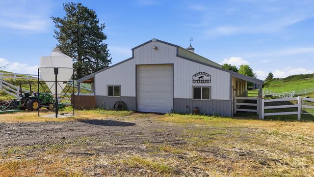 10205 S Sharon Rd, Spokane, WA 99223