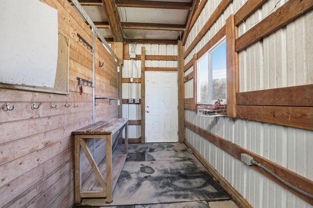 10205 S Sharon Rd, Spokane, WA 99223