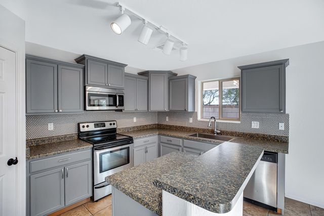 9547 E Belmont Avenue, Mesa, AZ 85208