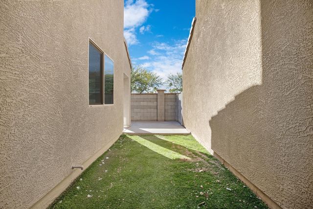 9547 E Belmont Avenue, Mesa, AZ 85208