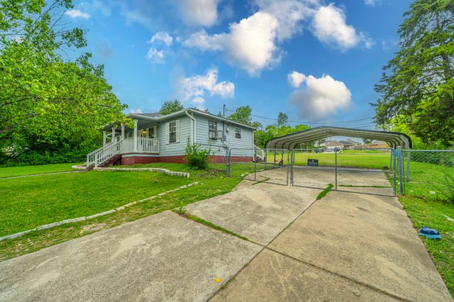 6039 Blunter Street, Dallas, TX 75241
