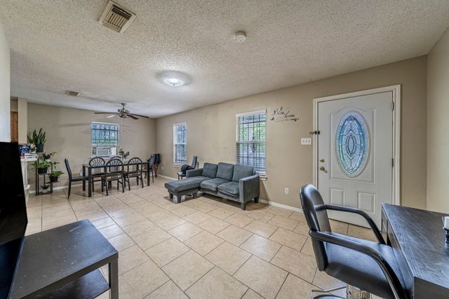 6039 Blunter Street, Dallas, TX 75241