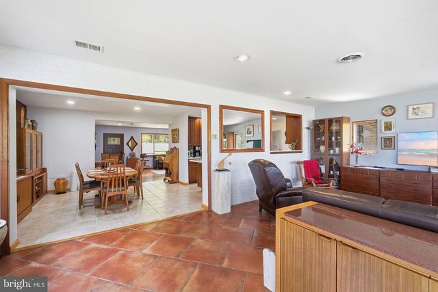 47 N LOCKWOOD RD, Elkton, MD 21921