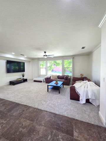 506 Lohse Ct, Lincoln, CA 95648