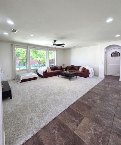 506 Lohse Ct, Lincoln, CA 95648