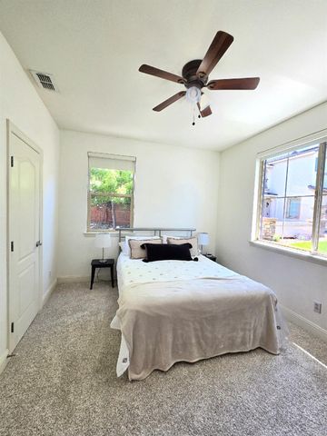 506 Lohse Ct, Lincoln, CA 95648