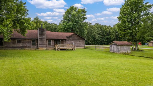 17 Oak Creek, Conway, AR 72032